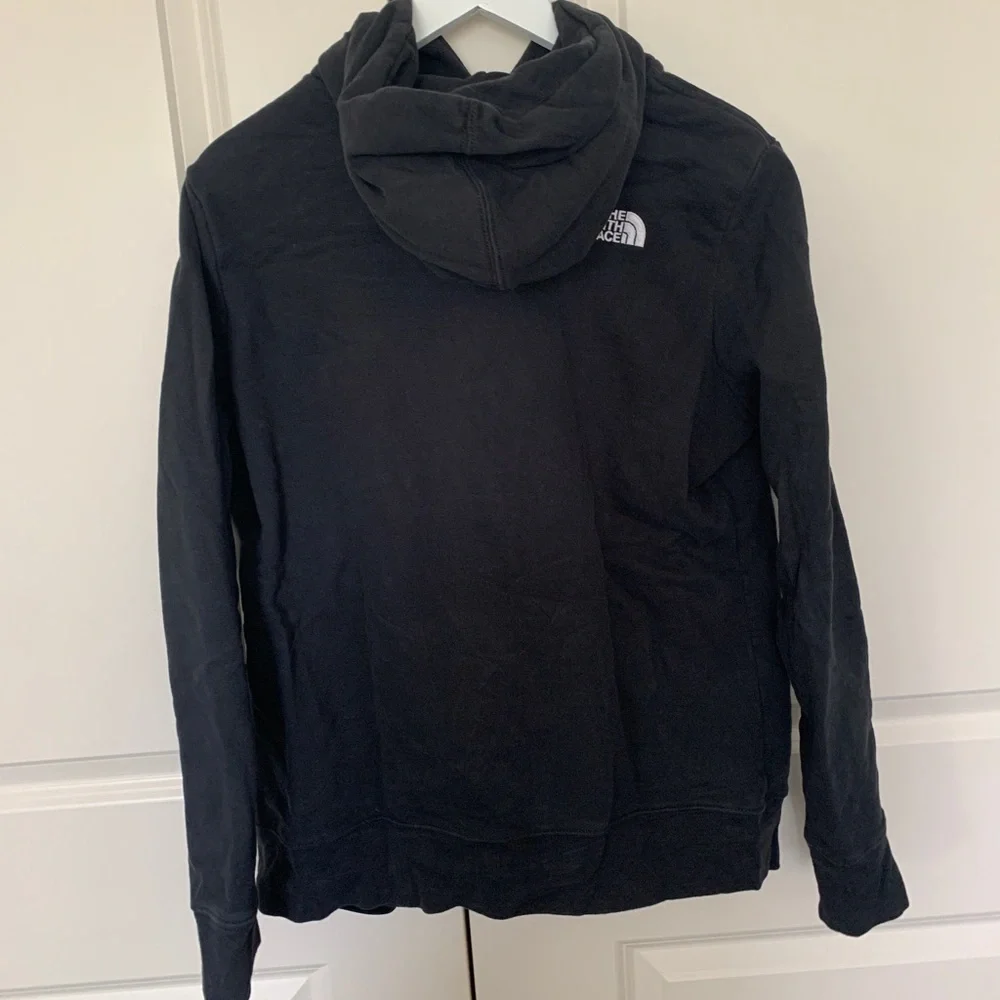 The North Face Women’s 2014 Winter Olympics Sweatshirt - Picture 3 of 4